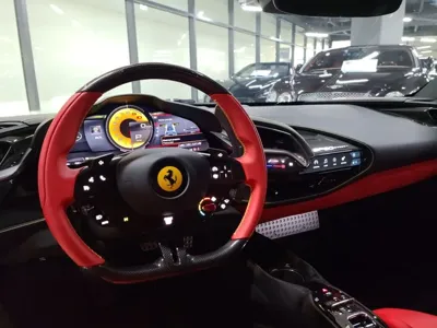 Ferrari SF90 2021, 640 км, за 395771.34 USD