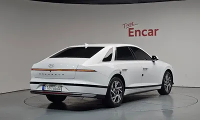 Hyundai Grandeur 2025, 26398 км, за 20677.43 USD