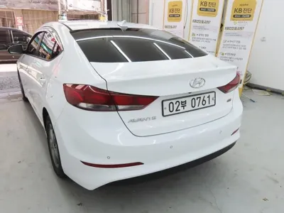 Hyundai Avante 2016, 150000 км, за 4594.98 USD