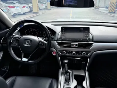 Honda Accord 2018, 90000 км, за 10270.55 USD - фото 8