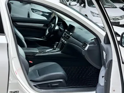 Honda Accord 2018, 90000 км, за 10270.55 USD - фото 9