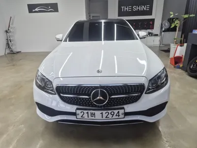 Mercedes-Benz E-Class 2017, 95113 км, за 14873.09 USD