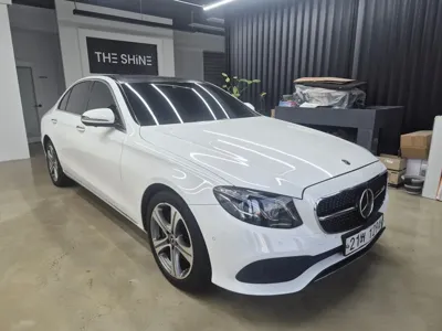 Mercedes-Benz E-Class 2017, 95113 км, за 14873.09 USD