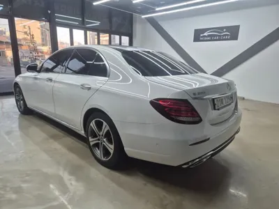 Mercedes-Benz E-Class 2017, 95113 км, за 14873.09 USD
