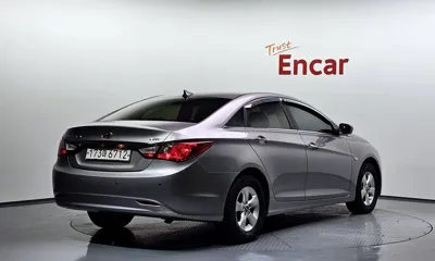 Hyundai Sonata 2011, 189246 км, за 2405.25 USD