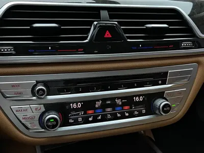BMW 7 Series 2016, 210000 км, за 20305.67 USD - фото 13