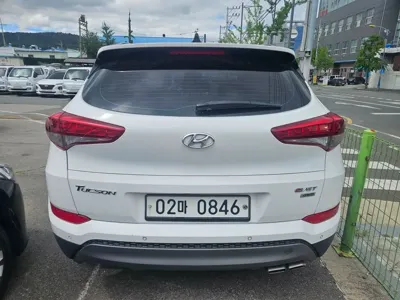 Hyundai Tucson 2016, 134319 км, за 8371.34 USD