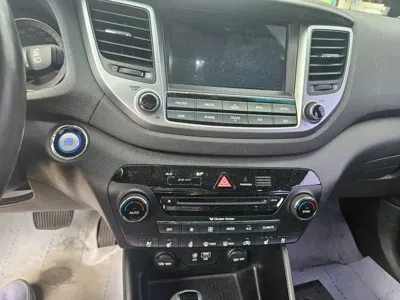 Hyundai Tucson 2016, 134319 км, за 8359.36 USD - фото 12