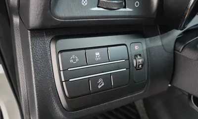 KG_Mobility_Ssangyong TIBOLI 2019, 91174 км, за 7097.74 USD - фото 13