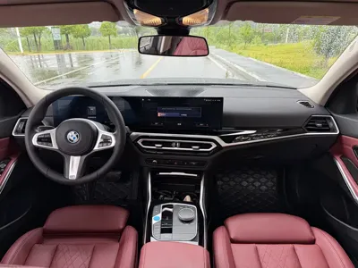 BMW i3 2023, 62000 км, за 19099.1 USD - фото 9