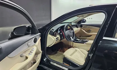 Mercedes-Benz C-Class 2017, 98701 км, за 11571.21 USD - фото 10