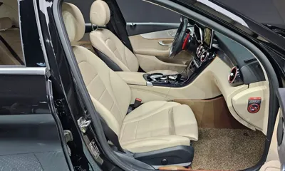 Mercedes-Benz C-Class 2017, 98701 км, за 11571.21 USD - фото 11