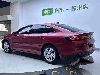 Volkswagen Lamando 2023, 45500 км, за 15623.89 USD