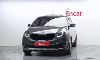 Kia Canival 2016, 149009 км, за 6055.87 USD