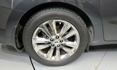 Kia Canival 2016, 149009 км, за 6055.87 USD