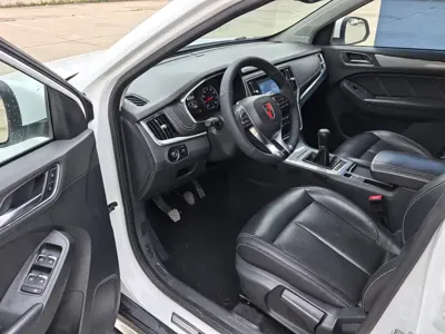Roewe RX5