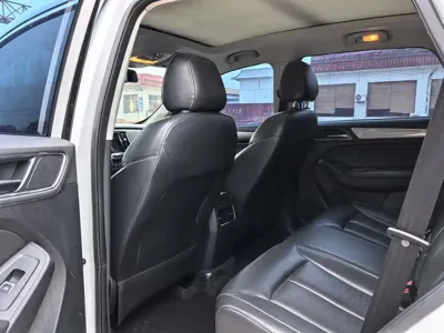 Roewe RX5