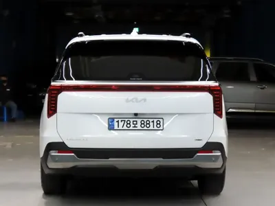 Kia Canival 2024, 38371 км, за 28358.03 USD