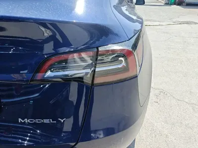 Tesla Model Y 2021, 79300 км, за 21100.96 USD - фото 8