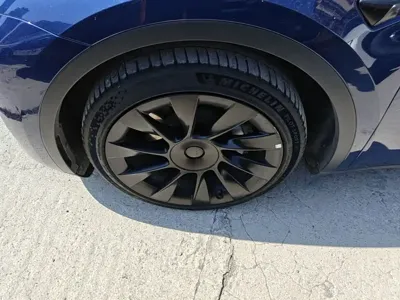 Tesla Model Y 2021, 79300 км, за 21100.96 USD - фото 23