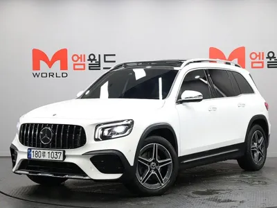 Mercedes-Benz GLB-Class · 2023 год