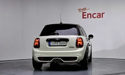 MINI Cooper 2021, 53367 км, за 15229.09 USD
