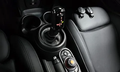 MINI Cooper 2021, 53367 км, за 15229.09 USD - фото 9