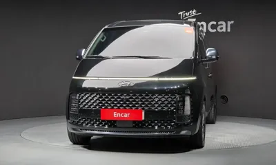 Hyundai Staria 2023, 30244 км, за 22144.38 USD