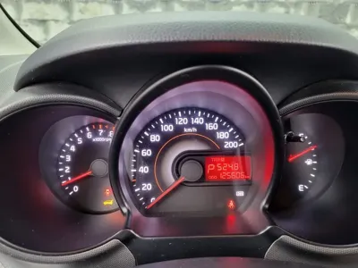 Kia Ray 2016, 125603 км, за 4233.95 USD - фото 8