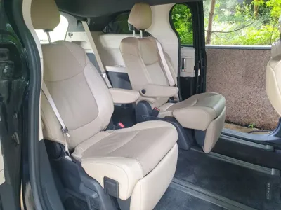 Toyota Sienna 2022, 87856 км, за 30033.14 USD - фото 10