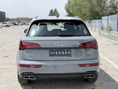 Audi Q5L 2025, 11000 км, за 35755.63 USD - фото 6
