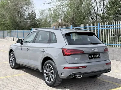 Audi Q5L 2025, 11000 км, за 35755.63 USD - фото 7