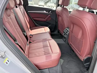 Audi Q5L 2025, 11000 км, за 35755.63 USD - фото 17