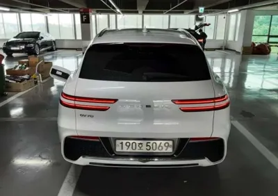 Genesis GV70 2022, 134508 км, за 4368.46 USD