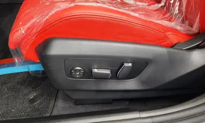 BMW M5 2025, 9582 км, за 114357.56 USD - фото 31