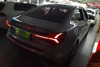 Roewe i5 2021, 39700 км, за 7455 USD