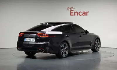 Kia Stinger 2019, 80682 км, за 14113.17 USD