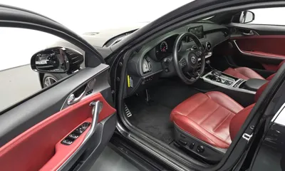 Kia Stinger 2019, 80682 км, за 14113.17 USD - фото 11