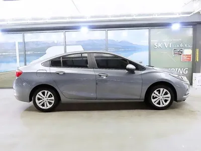 ChevroletGMDaewoo Cruze 2017, 100685 км, за 2734.91 USD