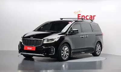 Kia Canival · 2020 год