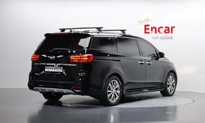 Kia Canival 2020, 132098 км, за 11181.17 USD