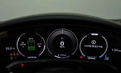Porsche Taycan 2025, 14710 км, за 94093.86 USD - фото 8