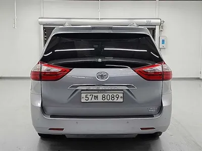 Toyota Sienna 2018, 95064 км, за 16327.35 USD