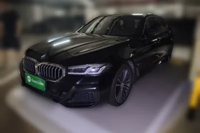 BMW 5 Series · 2021 год
