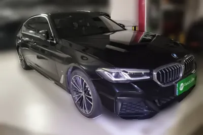 BMW 5 Series 2021, 72300 км, за 30051 USD