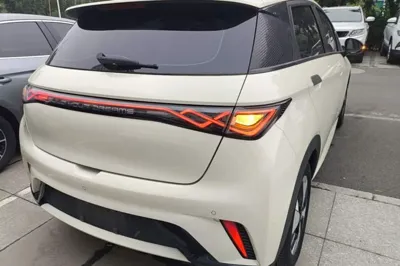BYD Dolphin 2023, 36600 км, за 11120 USD - фото 6