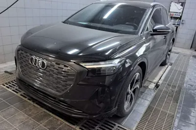 Audi Q4 e-tron · 2024 год