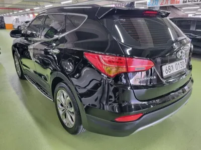 Hyundai Santafe 2015, 178000 км, за 6210.77 USD