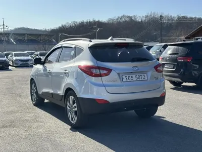 Hyundai Tucson 2015, 138000 км, за 5156.01 USD