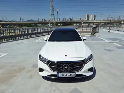 Mercedes-Benz E-Class 2025, 7850 км, за 38697.09 USD